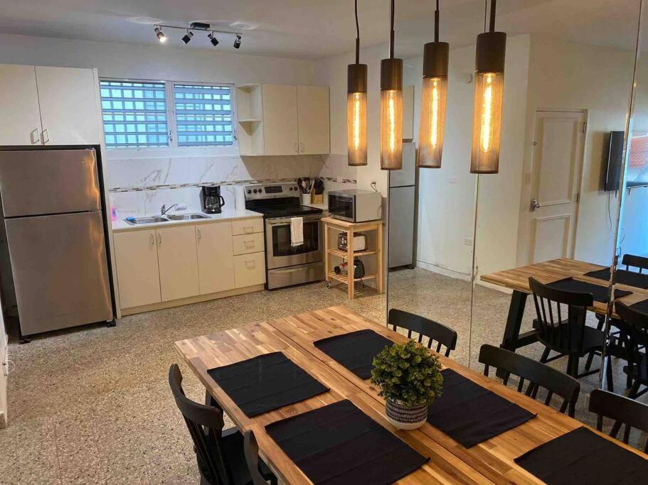 3 Bd By Airport El Yunque Walk To The Beach San Juan Exterior foto